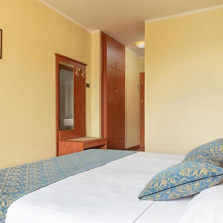 Hotel Postumia Dossobuono Eksteriør billede