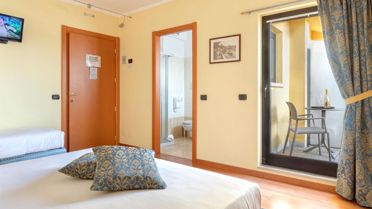 Hotel Postumia Dossobuono Eksteriør billede