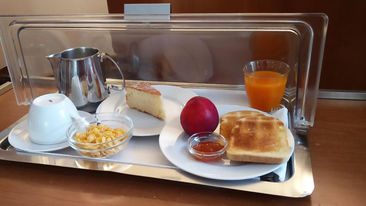 Hotel Postumia Dossobuono Eksteriør billede