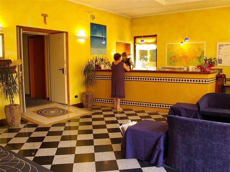 Hotel Postumia Dossobuono Eksteriør billede