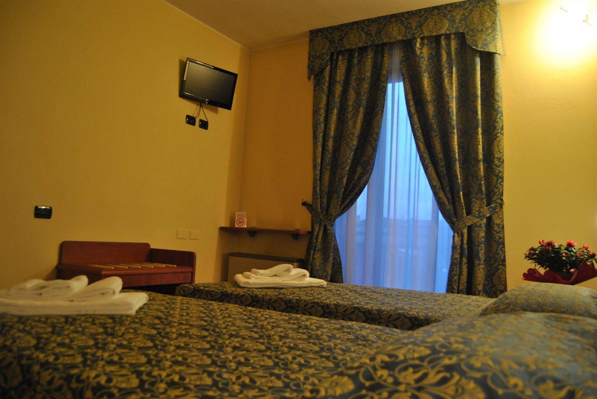 Hotel Postumia Dossobuono Eksteriør billede