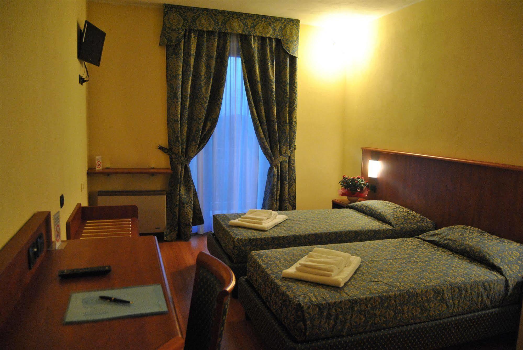 Hotel Postumia Dossobuono Eksteriør billede