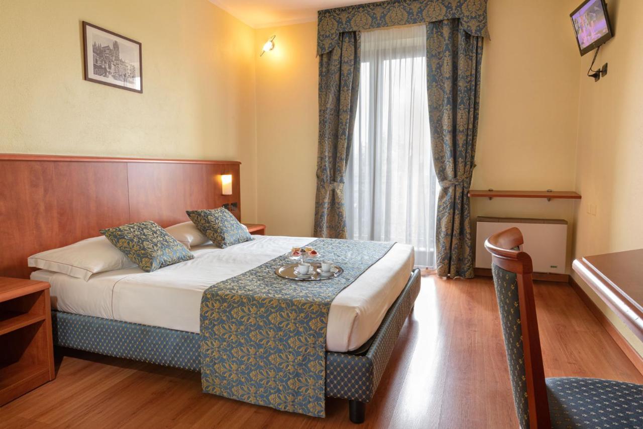 Hotel Postumia Dossobuono Eksteriør billede