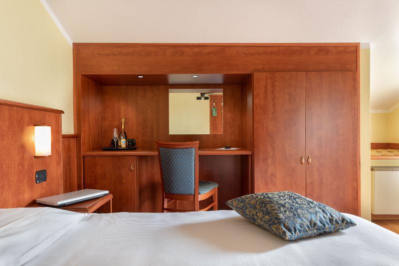 Hotel Postumia Dossobuono Eksteriør billede